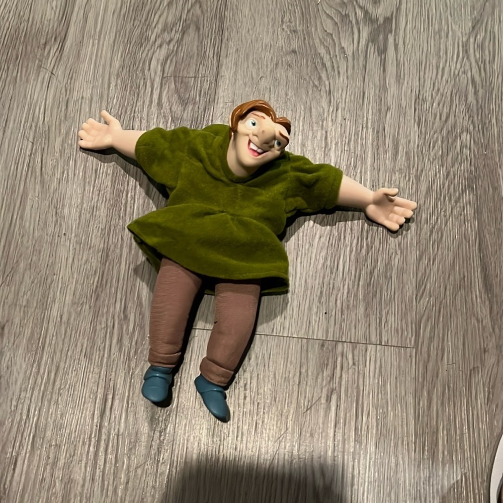 Green Plush Character Toy! Disney Hunchback 🙏💙